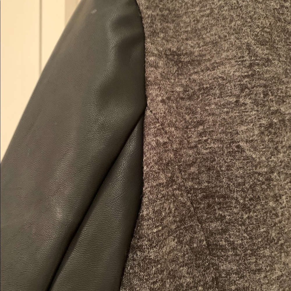 fabletics jacket - Picture 3 of 5